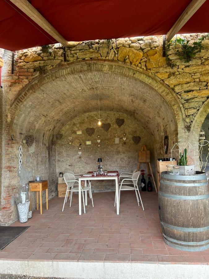 Il Castello Di San Ruffino Hotel Lari Екстериор снимка