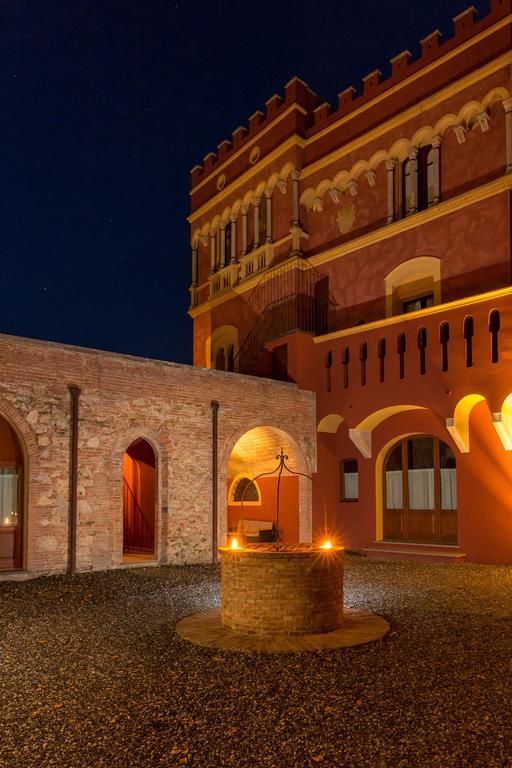Il Castello Di San Ruffino Hotel Lari Екстериор снимка