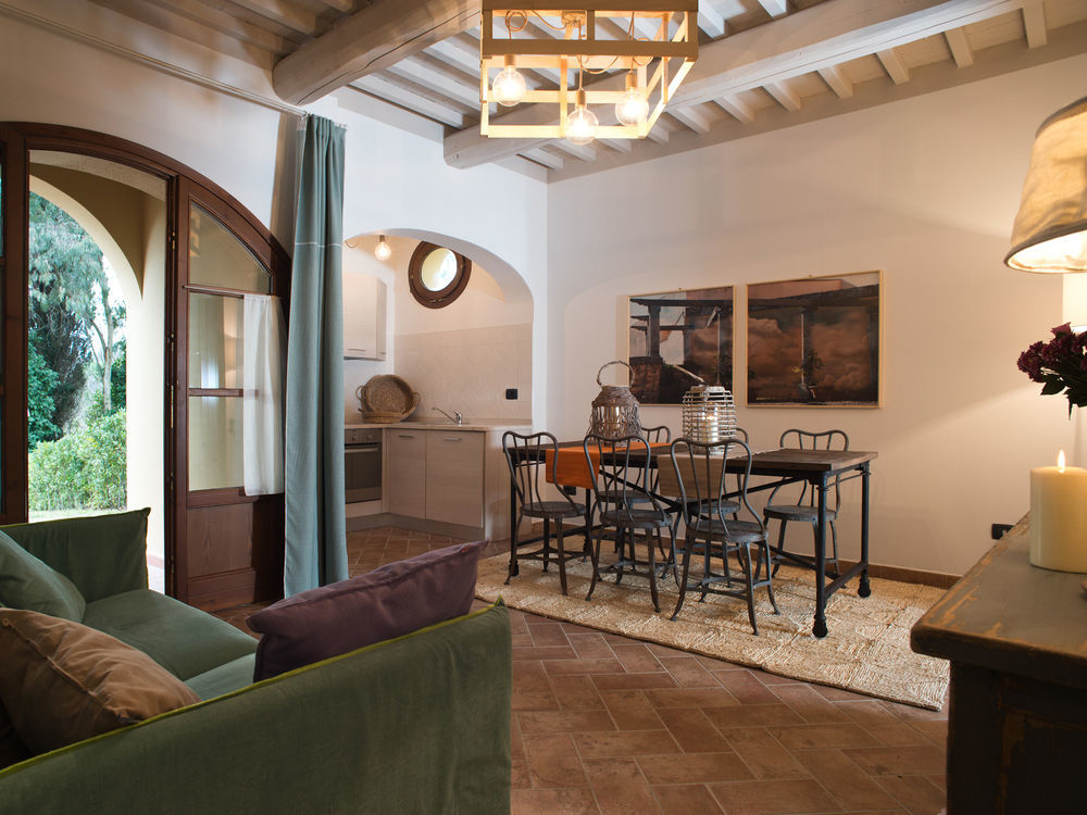 Il Castello Di San Ruffino Hotel Lari Екстериор снимка